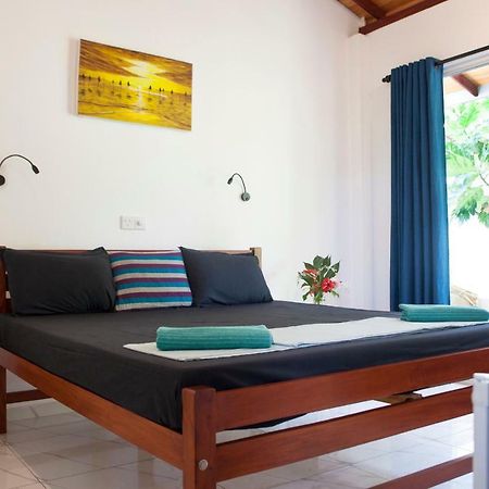 Alvas House Hotel Hikkaduwa Ngoại thất bức ảnh